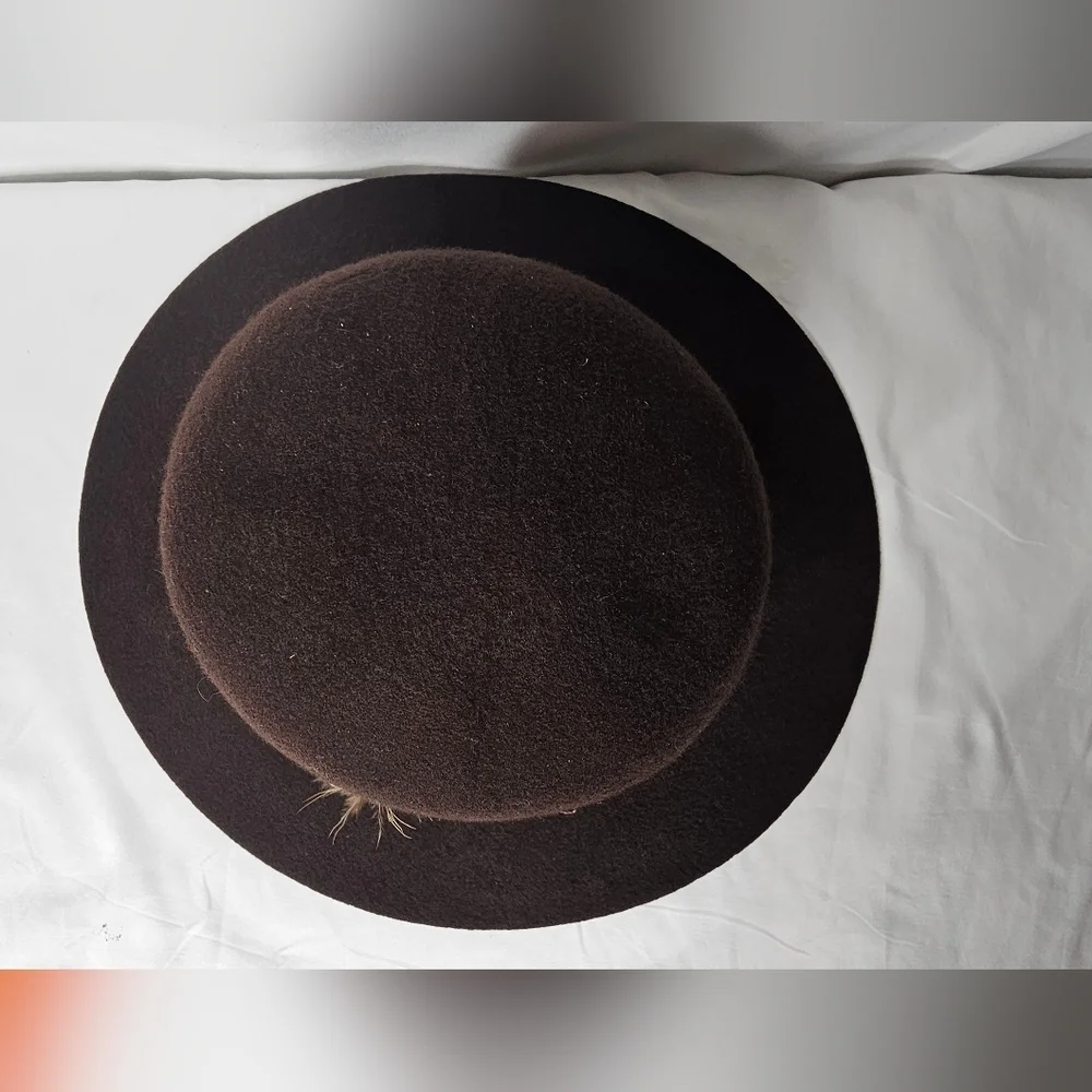 Vintage Betmar New York Brown Wool Felt Wide Brim Hat Neiman Marcus Feather Bow